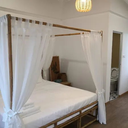 Titiwangsa Cabin Retreats By Vale Pine Kuala Lumpur Room photo